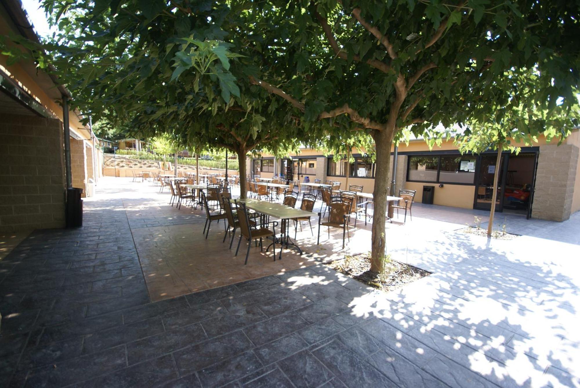 Camping Bassegoda Park Hotell Albanya Exteriör bild