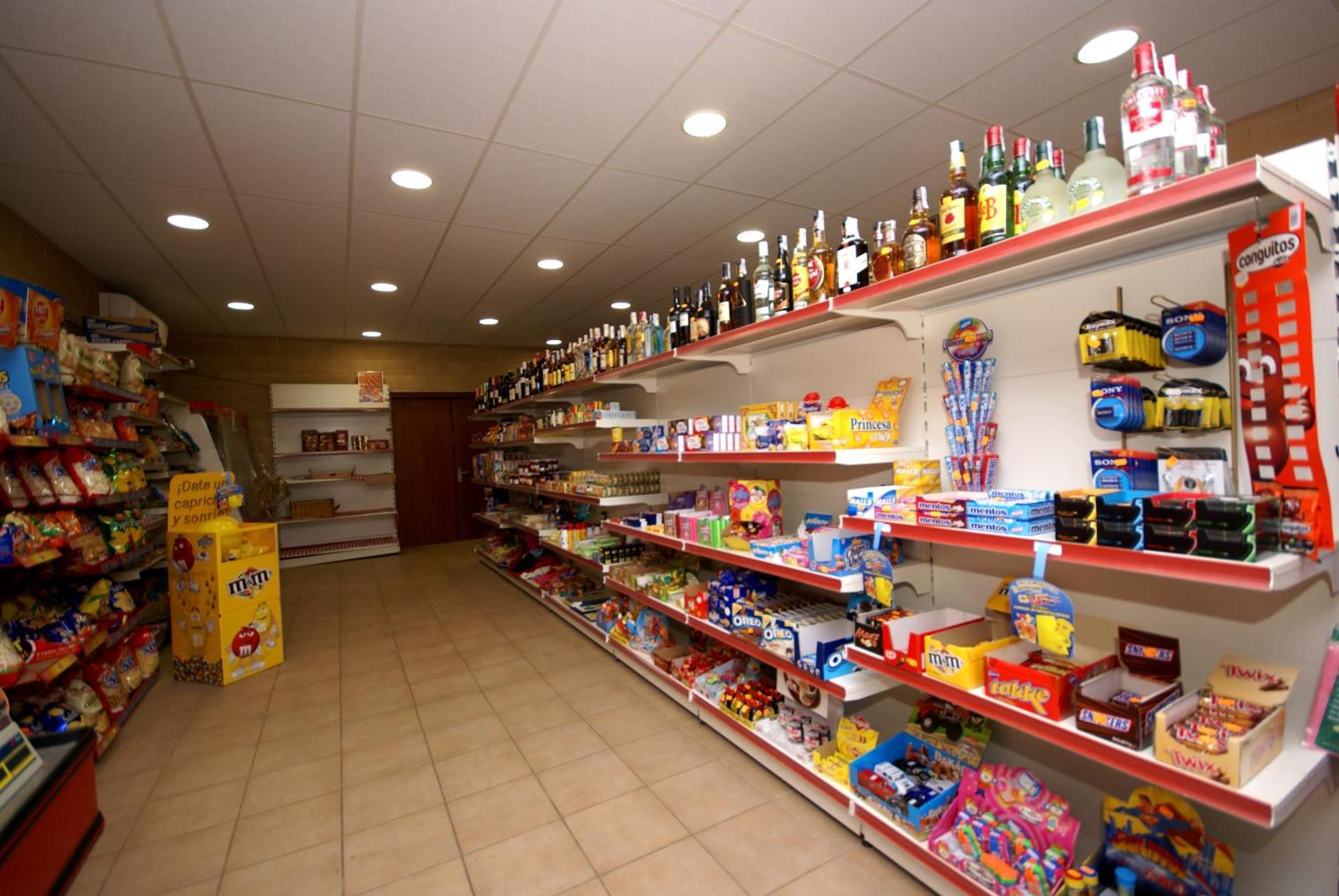 Camping Bassegoda Park Hotell Albanya Exteriör bild