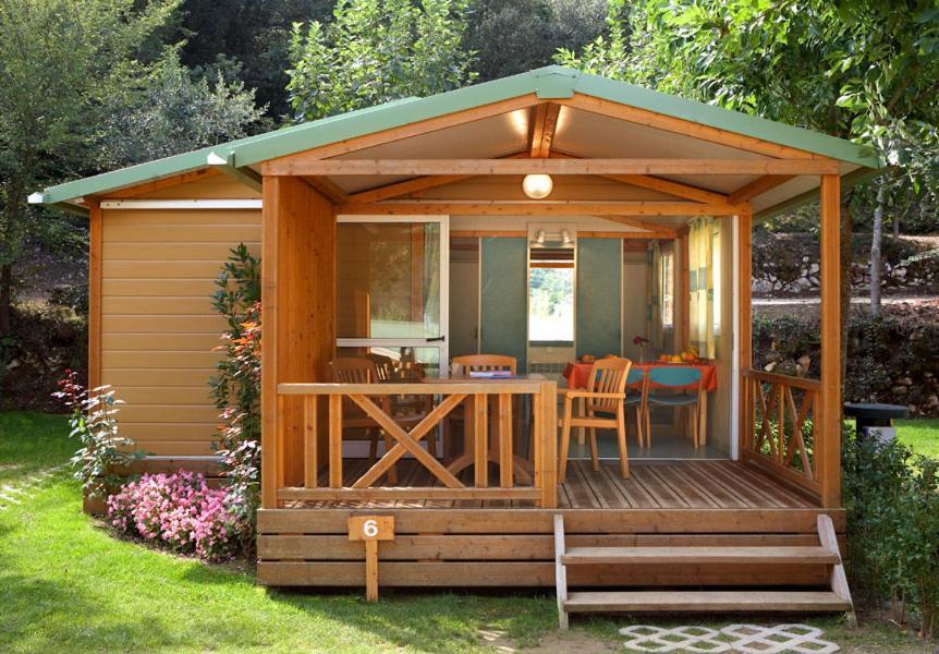 Camping Bassegoda Park Hotell Albanya Exteriör bild