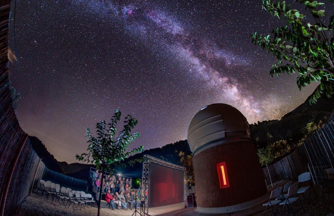 Camping Bassegoda Park Hotell Albanya Exteriör bild
